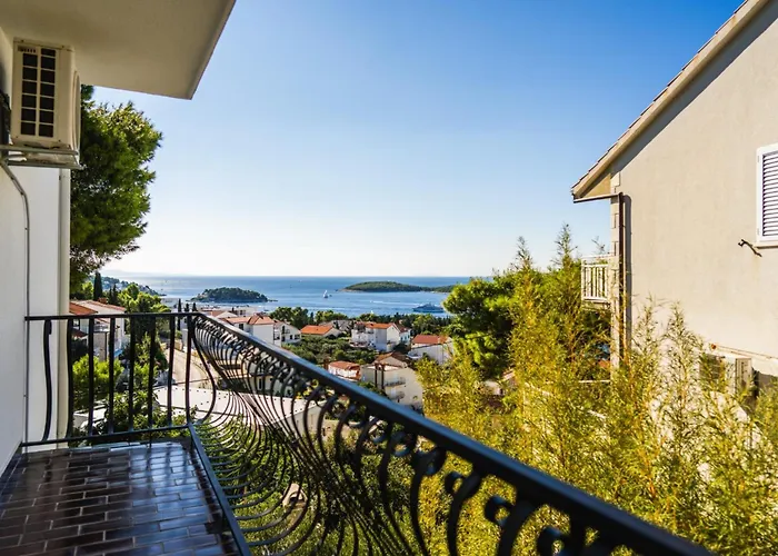 Vendégház Anna In Hvar * Mittel-dalmatien 3*