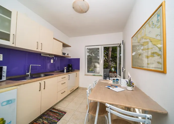 Гостевой дом Anna In Hvar * Mittel-dalmatien Хвар