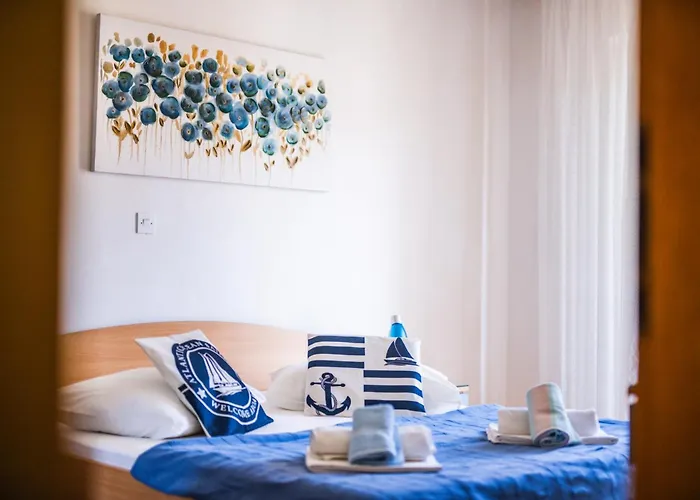 Гостевой дом Anna In Hvar * Mittel-dalmatien Хвар