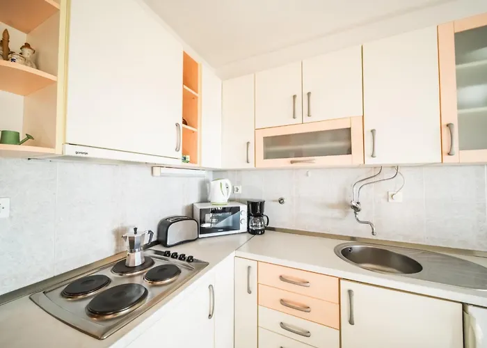 Гостевой дом Anna In Hvar * Mittel-dalmatien