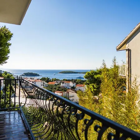 בית הארחה Anna In Hvar * Mittel-dalmatien 3*