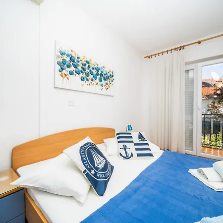 Anna In Hvar * Mittel-dalmatien בית הארחה חוואר