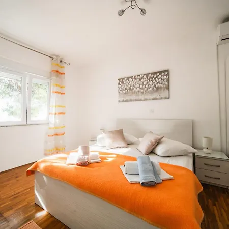 בית הארחה Anna In Hvar * Mittel-dalmatien 3*