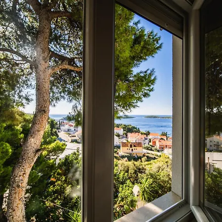 Anna In Hvar * Mittel-dalmatien בית הארחה חוואר